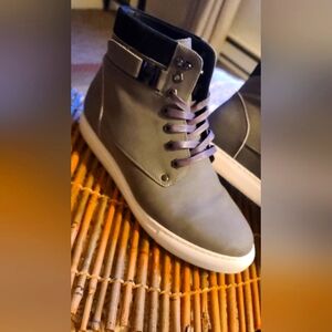 CALTO Men's Invisible Height Increasing Elevator Shoes - Grey Nubuck Leather